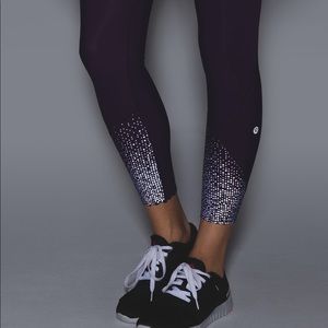 Tight stuff tight Lulu lemon leggings!